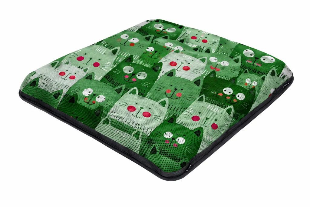 AJ Air Cushion 3D mesh seat cushion with a crowded green kitten pattern.